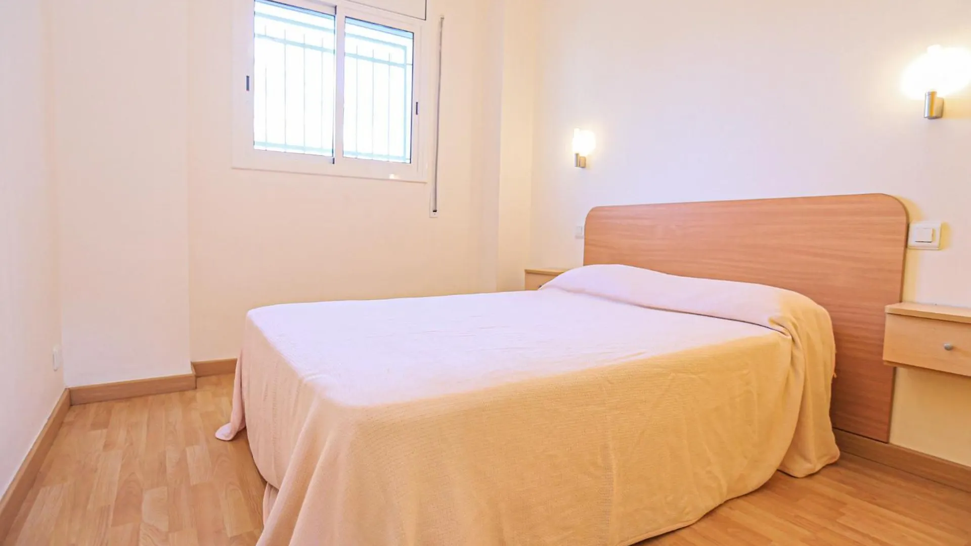 Regueral Only Families Apartment Cambrils